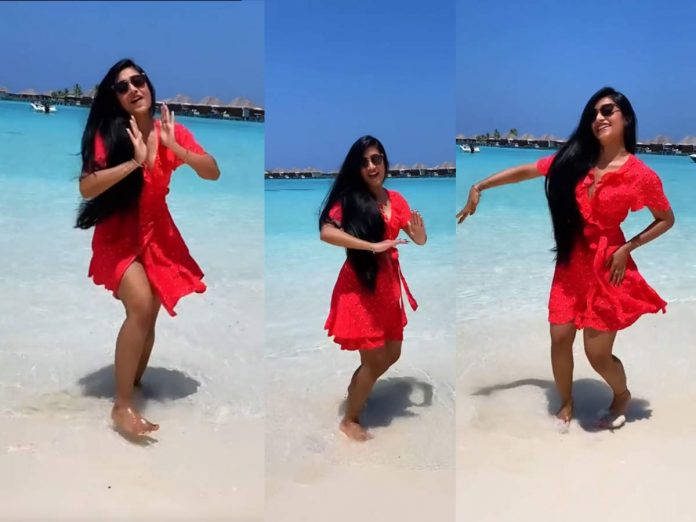 dhanashree-verma-was-seen-dancing-in-the-maldives